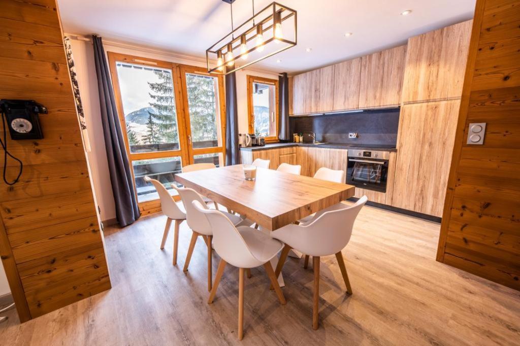 Superbe Vue, Acces Skis Aux Pieds, Tres Agreable Lejlighed Courchevel Eksteriør billede